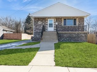 14339 Waverly Ave, Midlothian, IL 60445