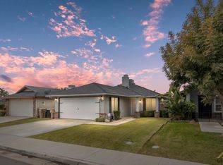 3927 Park View Dr, Bakersfield, CA 93311