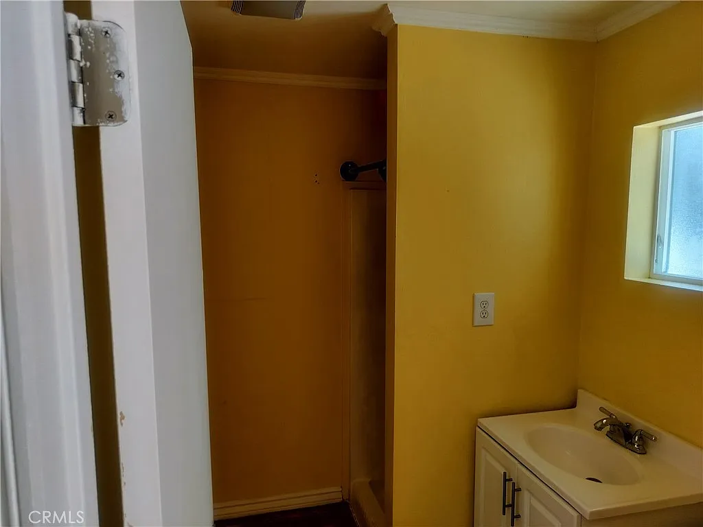 2 bed, 1100 sqft, $2,550 — Photo 4