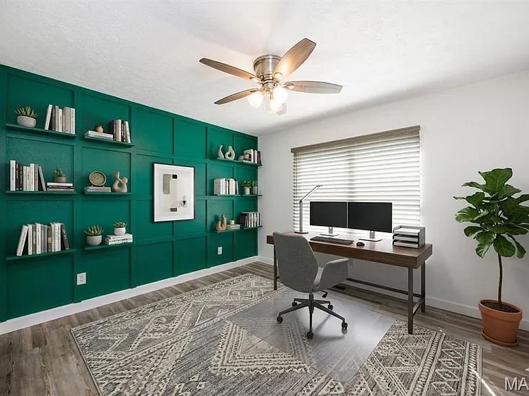 407 Sammy Ln — Photo 24