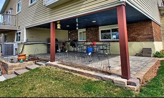 3rd image of 10374 S Weeping Willow Dr