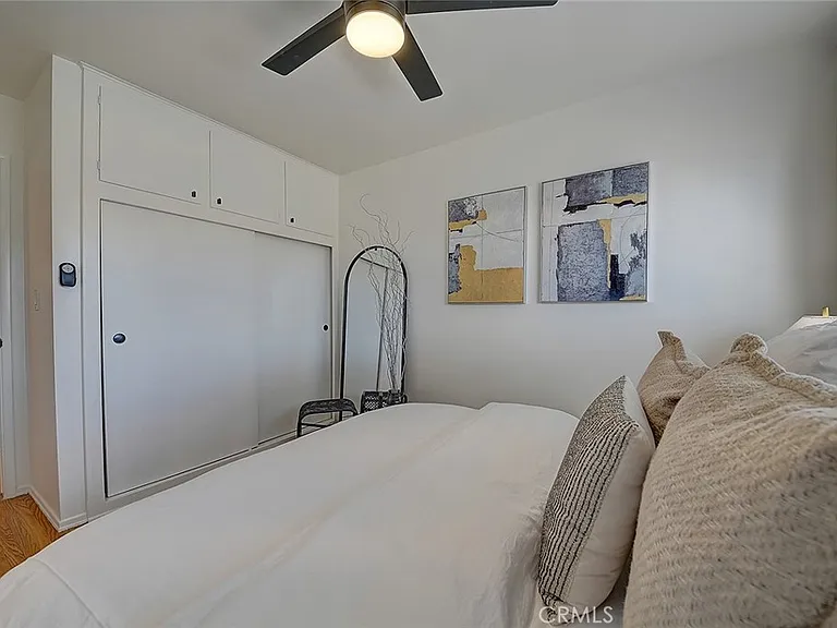 444 N Shattuck Pl — Photo 44