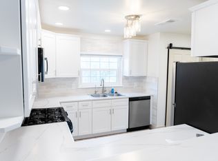 2881 Violet Ln, Henderson, NV 89074