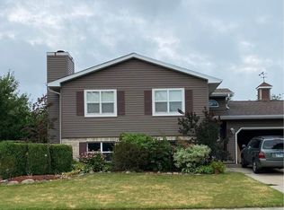 519 Eisenhower St, Marengo, IL 60152