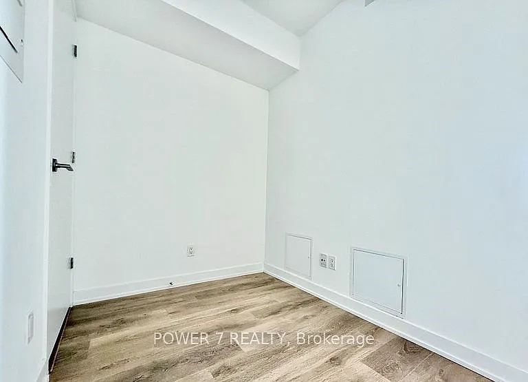 501 Yonge St #3808 — Photo 10