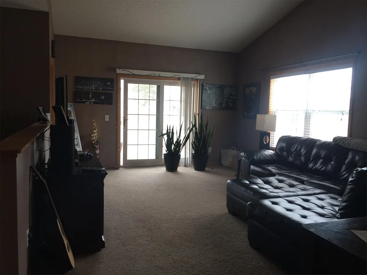 Building Photo - 11663 Spruce Dr #1