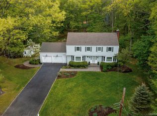19 Deer Run Road, South Salem, NY 10590