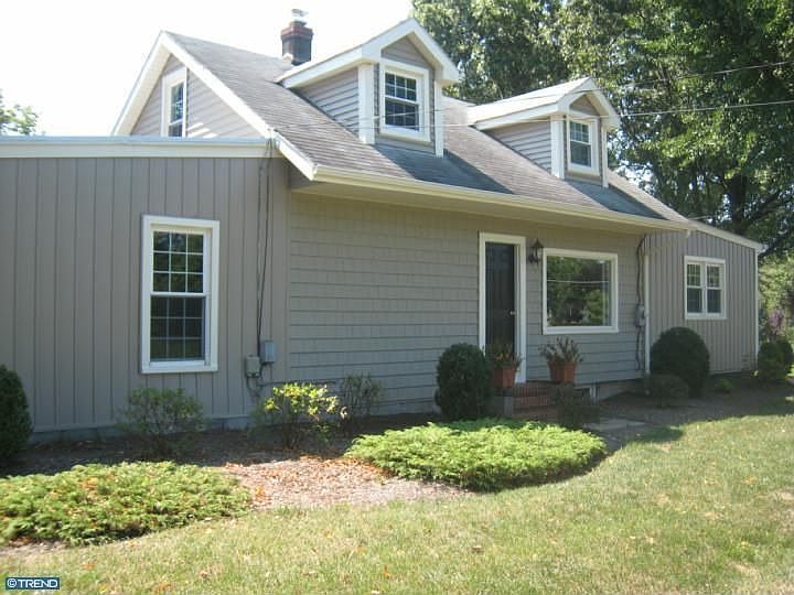 2nd image of 443 Griggstown Rd