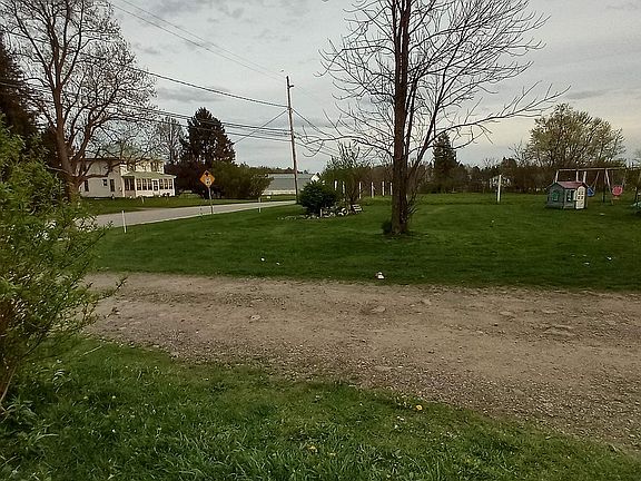 4th image of 15634 Route 8