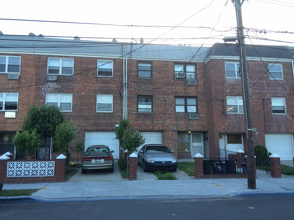 2nd image of 25 Ave 130th St