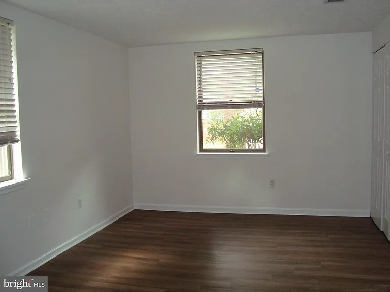18704 Caledonia Ct #B — Photo 7