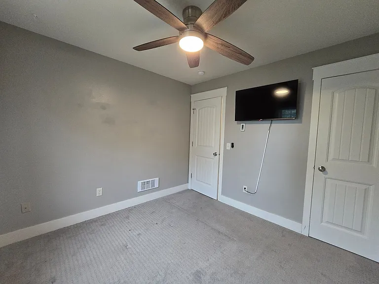 5247 Golden Hollow Rd — Photo 13