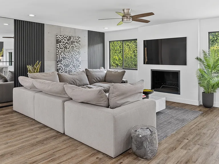 6401 E Camino Santo — Photo 37