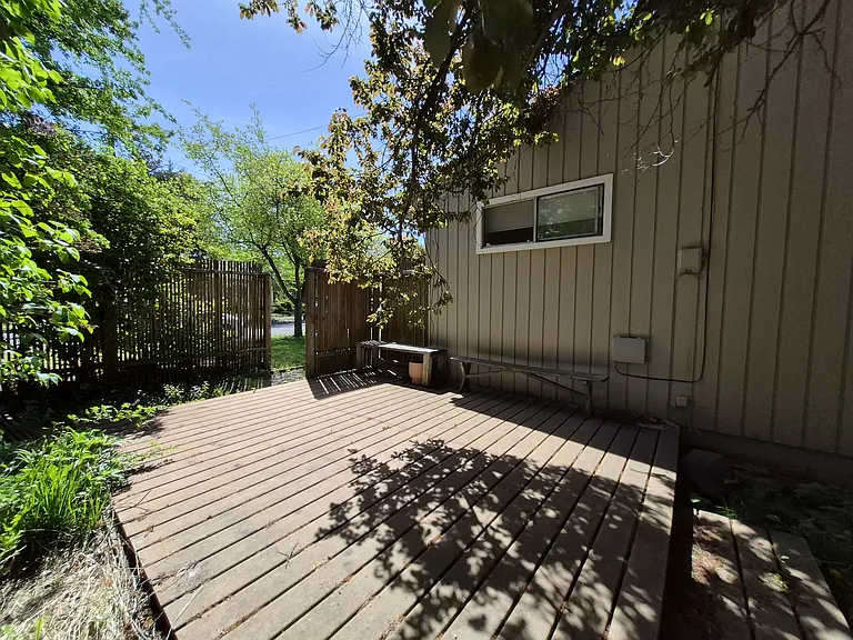 1431 Alpowa Ave — Photo 4