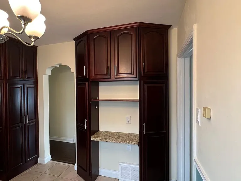 233 Beta St #UPPER — Photo 5