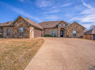 1606 Olympic Dr, Longview, TX 75605