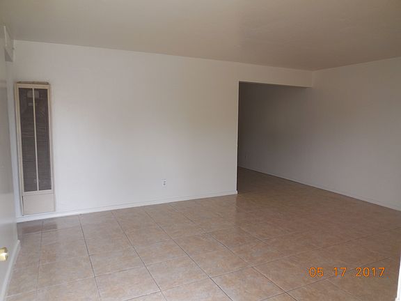 2nd image of 204 Eye St