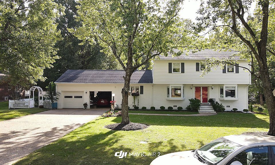 1st image of 9607 Whitmore Dr