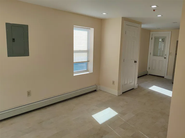 11 Avenue A #2L — Photo 3