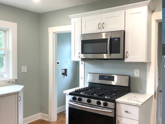 2nd image of 347 Vermont St #2A