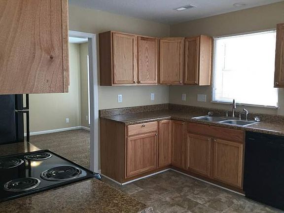 4th image of 3901 Woodberry Lake Dr