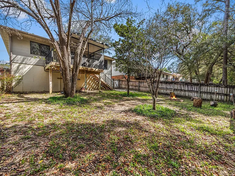 429 Springwood Way — Photo 20