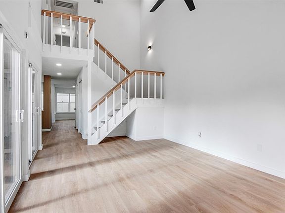 5th image of 2916 Windchase Blvd #7