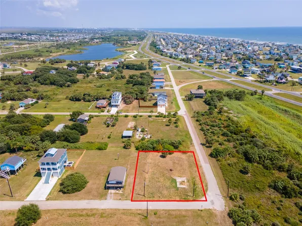 3925 El Lago St, Galveston, TX 77554