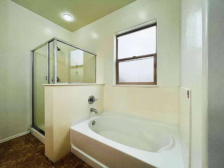 7216 N 72nd Dr — Photo 14