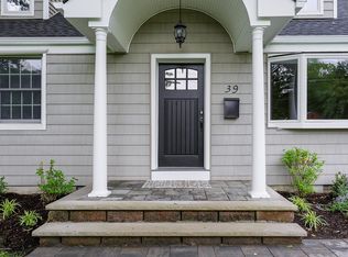 39 Prince Pl, Little Silver, NJ 07739