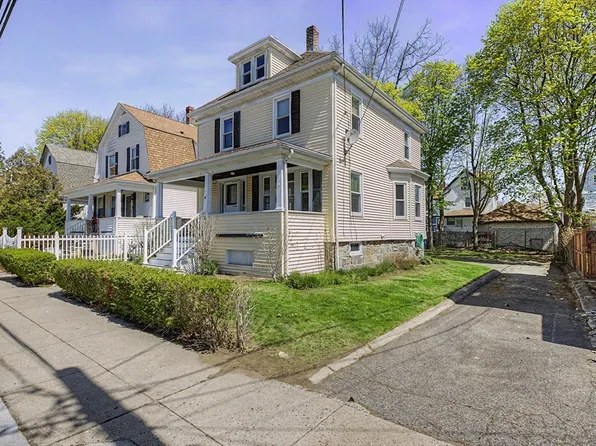 38 Monponset St, Hyde Park, MA 02136