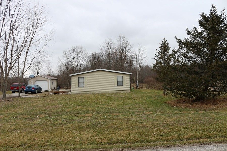 1st image of 1344 W County Road 1000 S