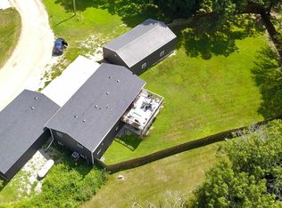 171 Valley Rd, Montezuma, IA 50171