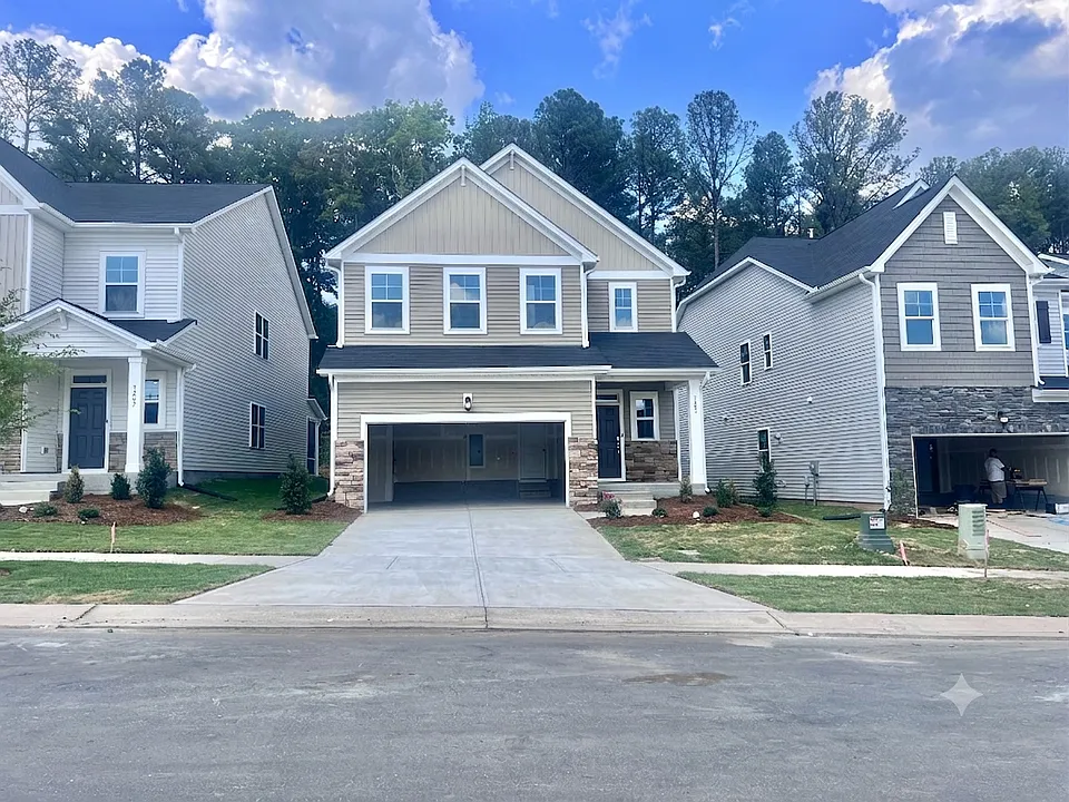 3209 Delmar Dr