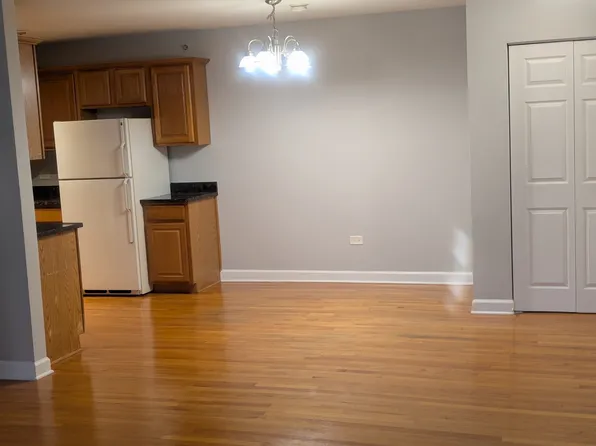 8500 W 103rd Ter APT 208, Palos Hills, IL 60465