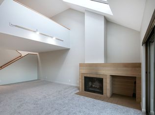 3628 24th Pl W #PENTHOUSE 303, Seattle, WA 98199