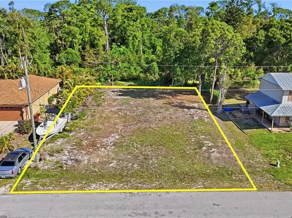 8325 Cypress DR S, FORT MYERS, FL 33967