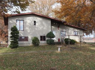 2235 E 2025 North Rd, Findlay, IL 62534