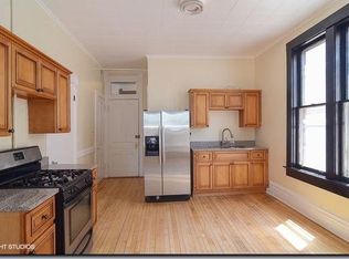 835 N Mozart St APT 2F, Chicago, IL 60622