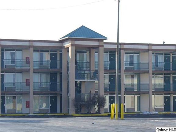 Home for Sale in Quincy, IL $1,600,000