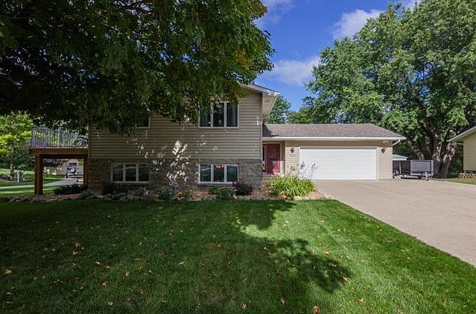 1st image of 862 Westwood Dr