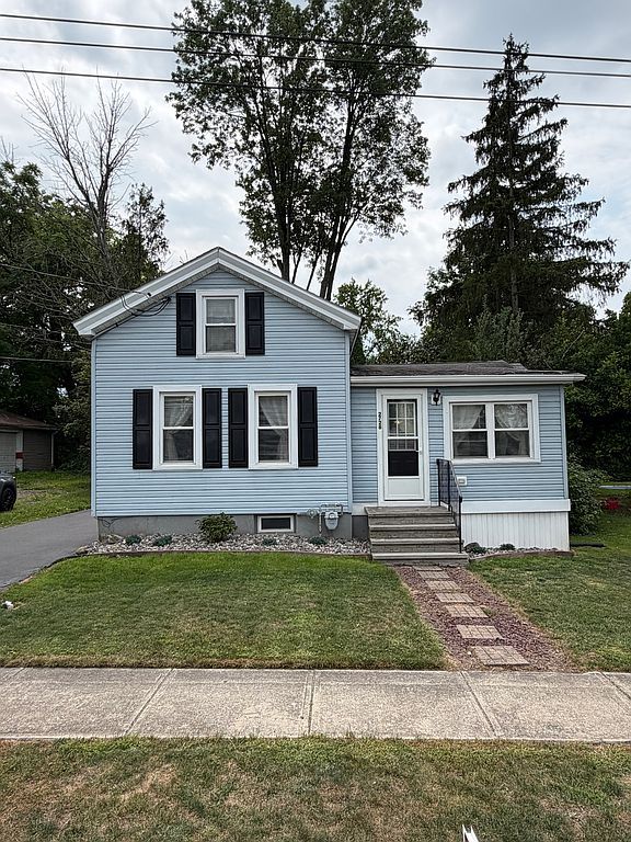 2728 Green St - Property Image