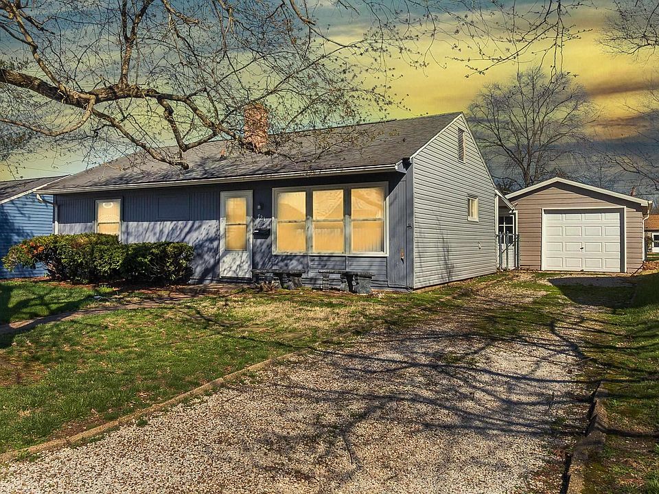 1st image of 721 Bryan Rd