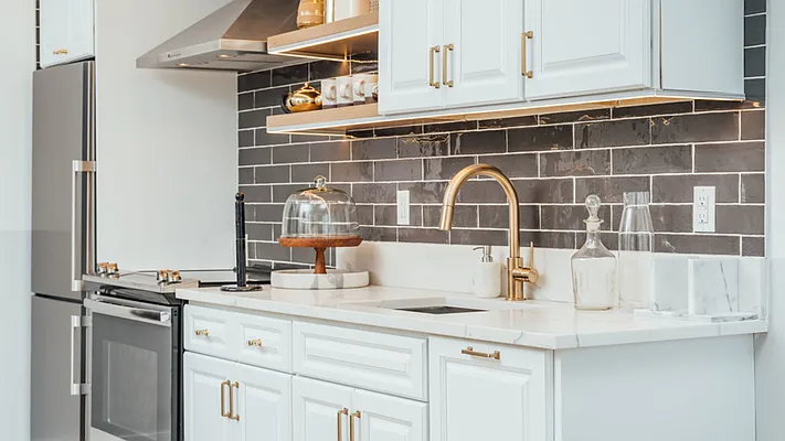 Rented by Nooklyn NYC LLC | media 52