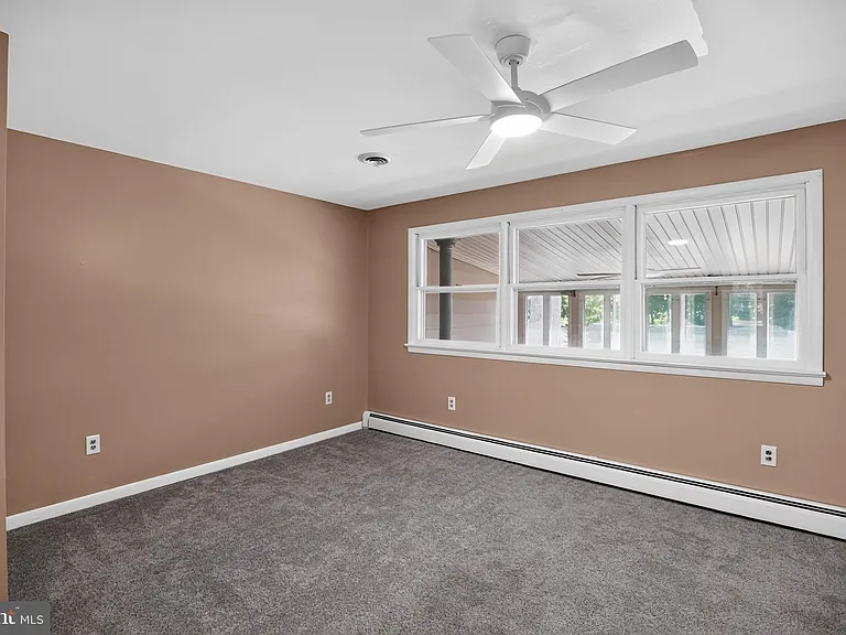 930 Sykesville Rd — Photo 16