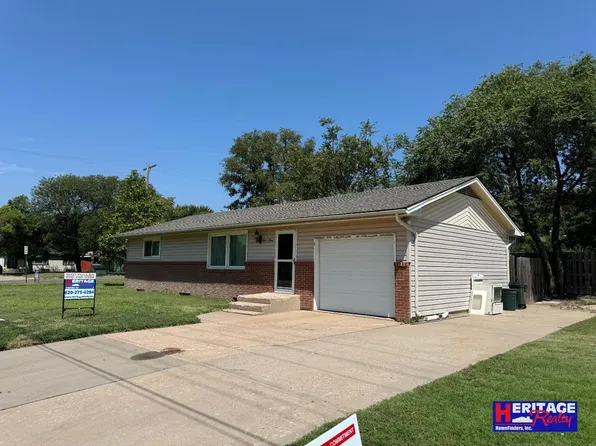 103 E Mary St, Garden City, KS 67846