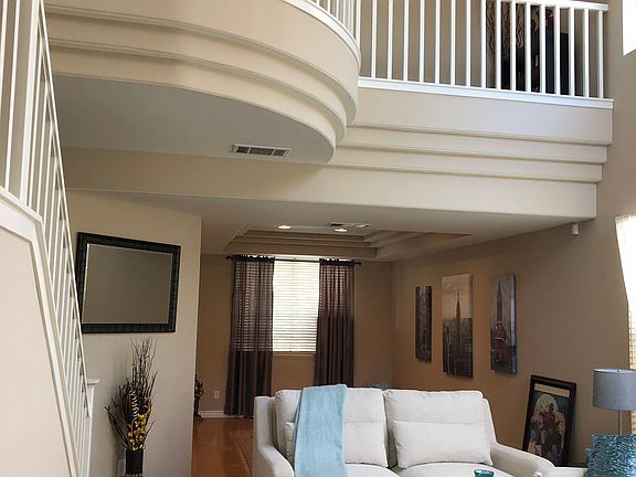 Living room/dinning room