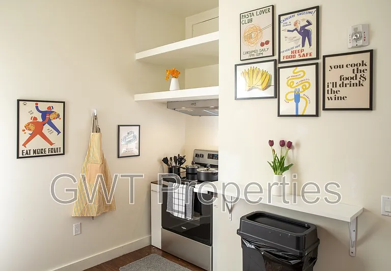 1906 Mission St #206 — Photo 10