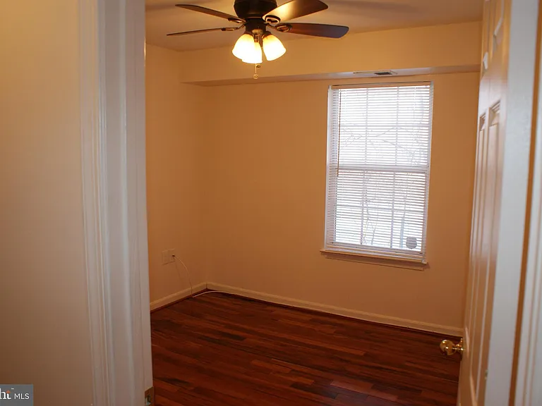 9716 Lake Pointe Ct #203 — Photo 18