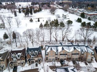 1129 Haig Blvd #8, Mississauga, ON L5E2M6